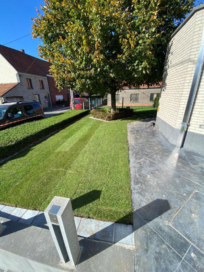 J And R Flanders Fields Holiday Homes Diksmuide Exterior photo