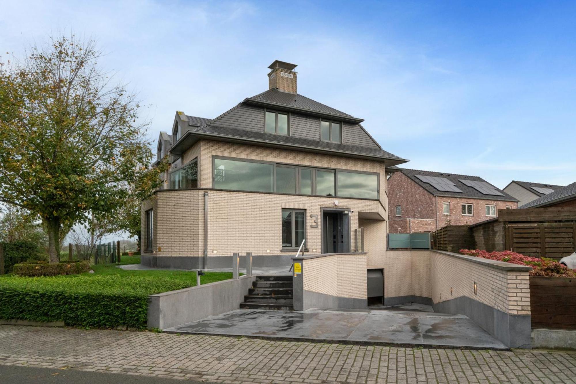 J And R Flanders Fields Holiday Homes Diksmuide Exterior photo