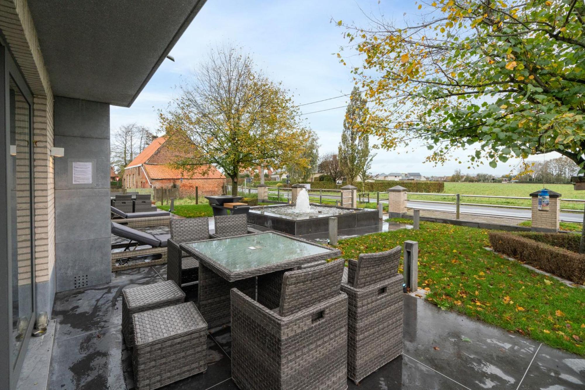 J And R Flanders Fields Holiday Homes Diksmuide Exterior photo